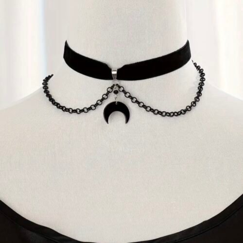 moon choker