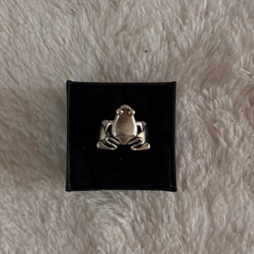 frog ring