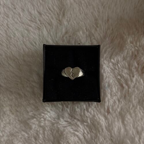 heart broken ring
