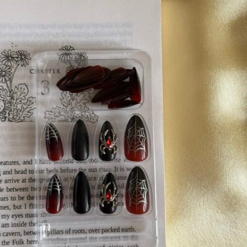 spider web press on nails
