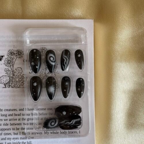 dark galaxy press on nails