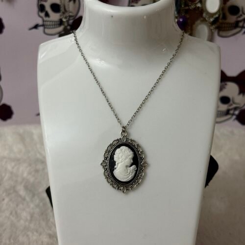black and white vintage lady necklace