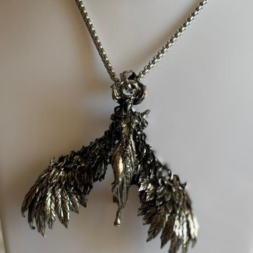 necklace with a BIG methodology woman pendant