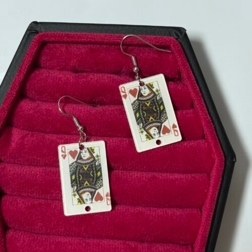 Queen of hearts earrings
