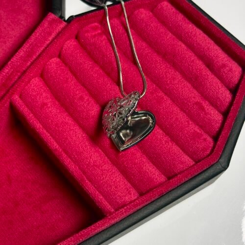 heart locket necklace