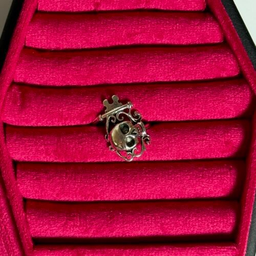sideway skull ring
