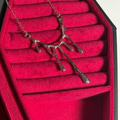 drops necklace