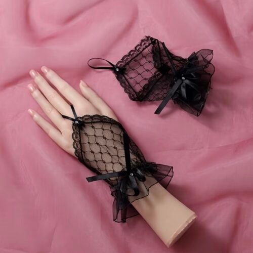 elegant lace finger gloves
